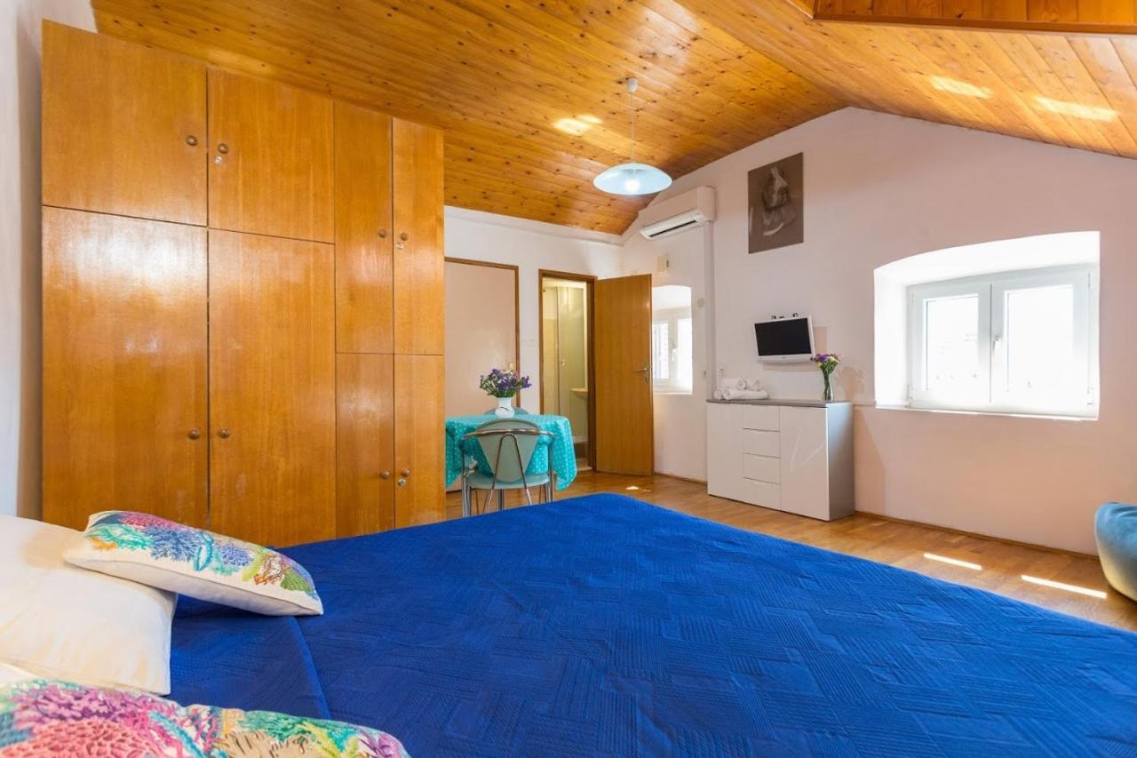 Peppino - Old Town Apartment