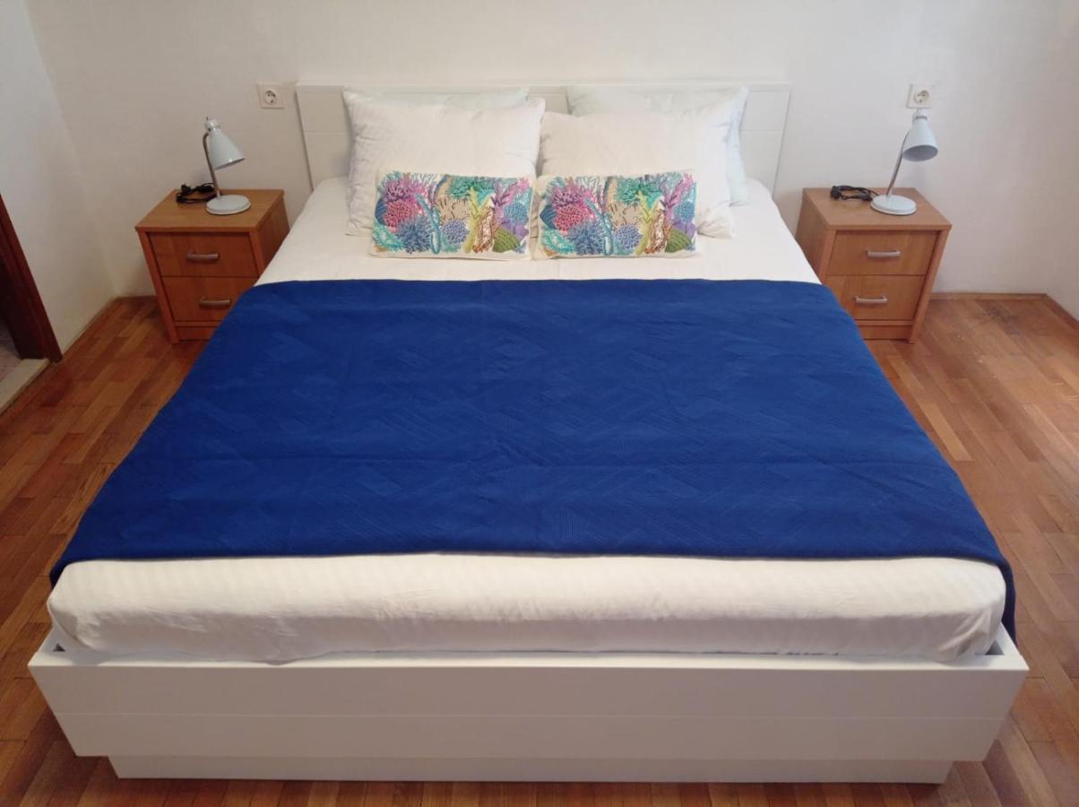 Peppino - Old Town Apartment *