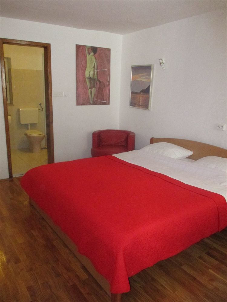 Peppino - Old Town Apartment